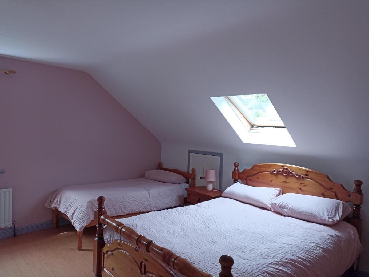Foreen Lodge, Achill Island Valley エクステリア 写真
